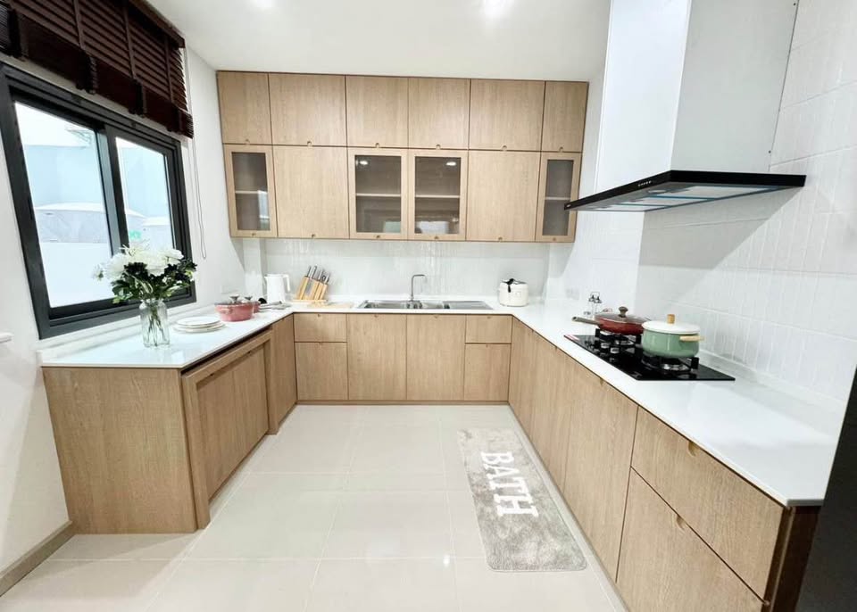 Brand New 3 Bedroom Home- Pattaya