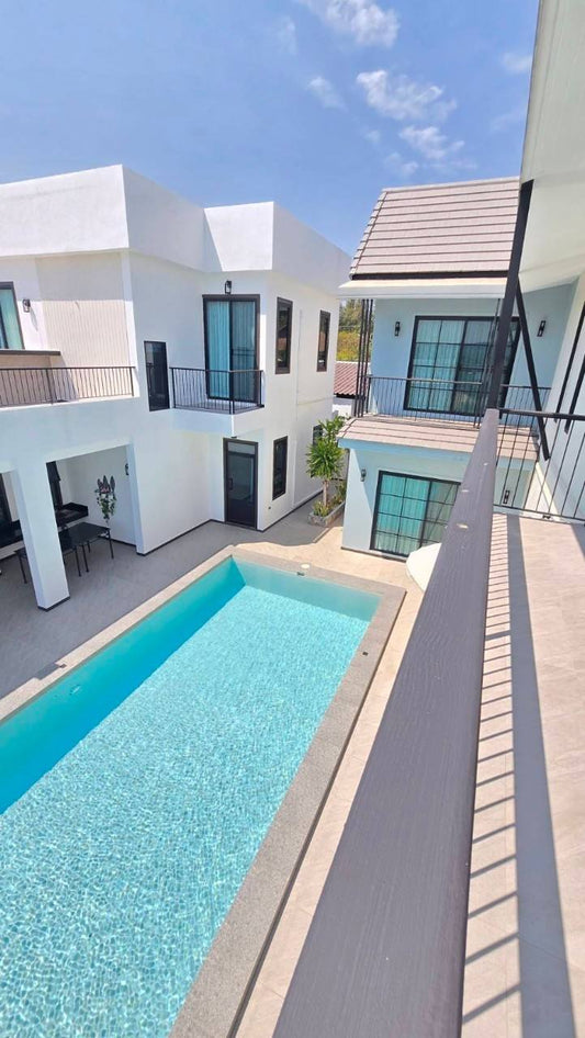 5 Bedroom Dual House Pool Villa