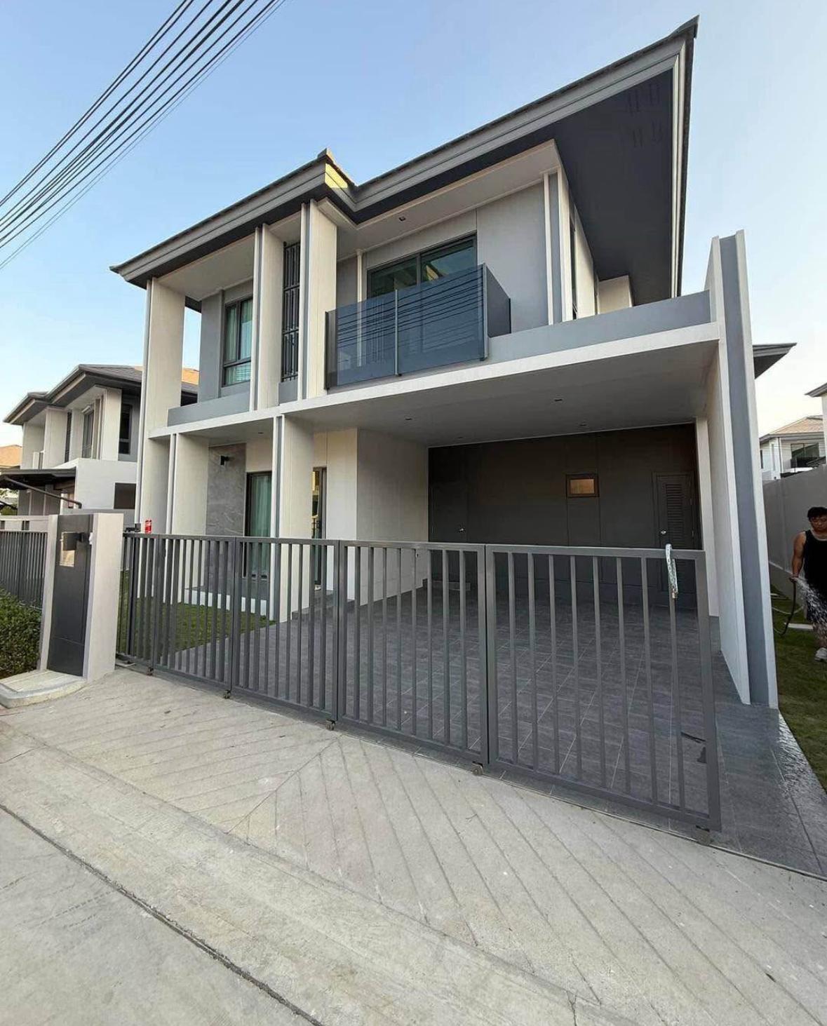 Brand New 3 Bedroom Home- Pattaya